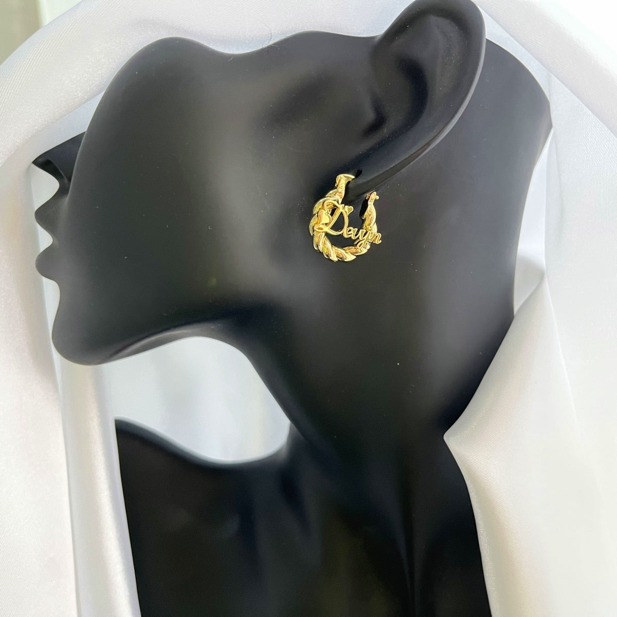 glaceelaine Custom baby Name Earrings 18mm Personalized Twist Hoop Earring  With Letters Anti-allergy