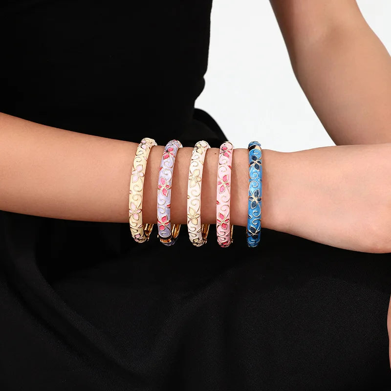 New Enamel Floral Bangle Bracelets Women's Colorful Dripping Oil Open Design Vintage Style Bracelets Daily Wear Jewelry Gifting